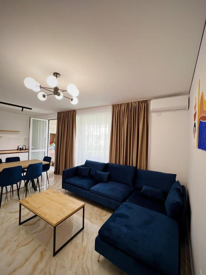 Pine Apartments At San Pietro Resort Дуррес Экстерьер фото